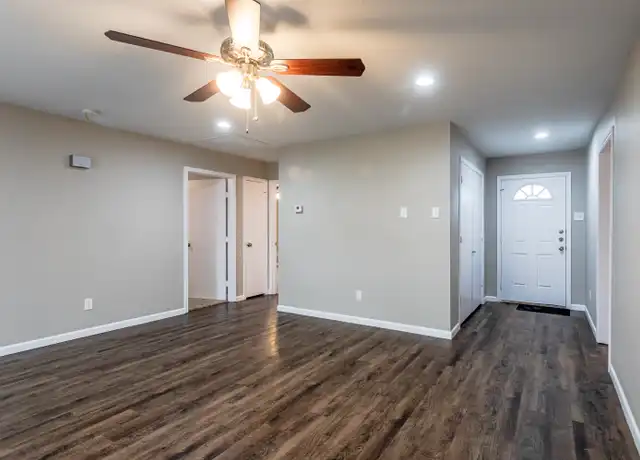 Property at 10541 Cradlerock Dr, Dallas, TX, 75217, 3 beds, 2 baths, [object Object]