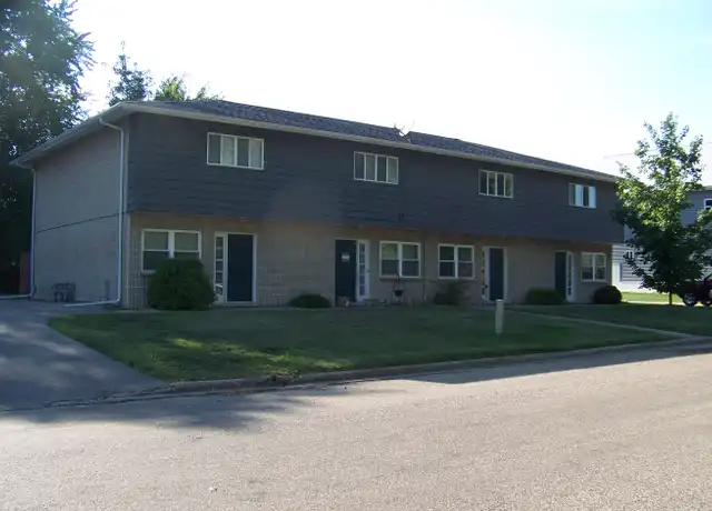 Property at 111 Pin Oak Dr Unit C, Pekin, IL, 61554, 2 beds, 1.5 baths, [object Object]