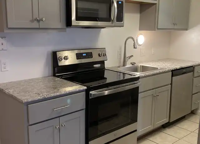 Property at 728 Ohio Pike Unit 17, Cincinnati, OH, 45245, 1 bed, 1 bath, [object Object]