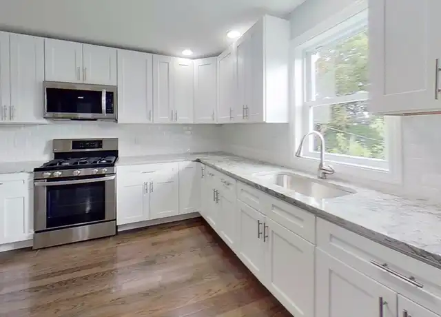 Property at 15 Leedsville St Unit 2, Boston, MA, 02122, 3 beds, 1 bath, [object Object]