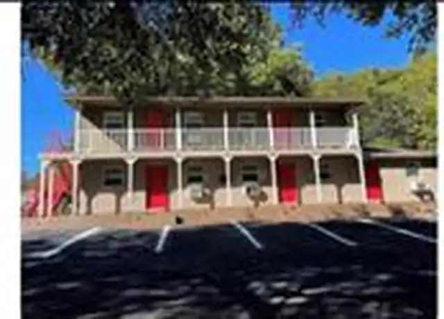 Property at 301 W 11th Ave Unit 4, Pine Bluff, AR, 71601, 2 beds, 1 bath, [object Object]