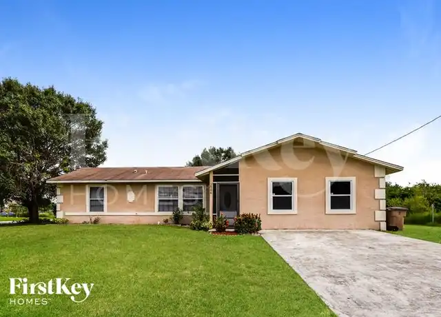Property at 2506 18th St SW, Lehigh Acres, FL, 33976, 3 beds, 2 baths, [object Object]