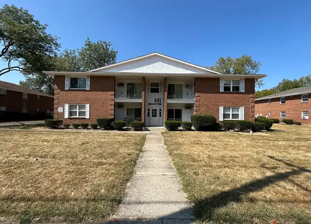 Photo of 421 N Broadway St, Trotwood, OH 45426