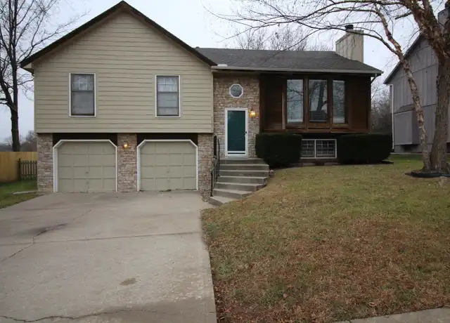 Property at 11616 Oakmont St, Overland Park, KS, 66210, 3 beds, 2.5 baths, [object Object]