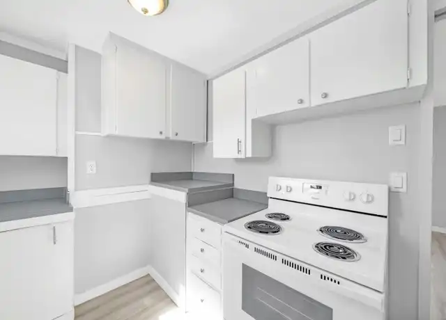 Property at 123 SE 97th Ave Unit 123-6, Portland, OR, 97216, 2 beds, 1 bath, [object Object]