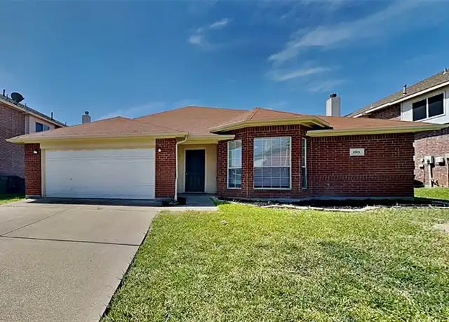 Property at 204 Quail Trail Ln, Arlington, TX, 76002, 3 beds, 2 baths, [object Object]