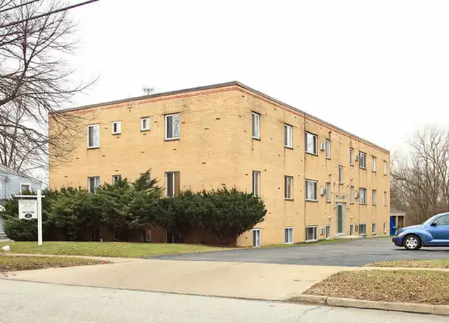 Property at 191 Center Rd Unit 104, Bedford, OH, 44146, 2 beds, 1 bath, [object Object]