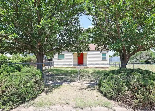 Property at 115 SE 40th Ave, Amarillo, TX, 79110, 2 beds, 1 bath, [object Object]