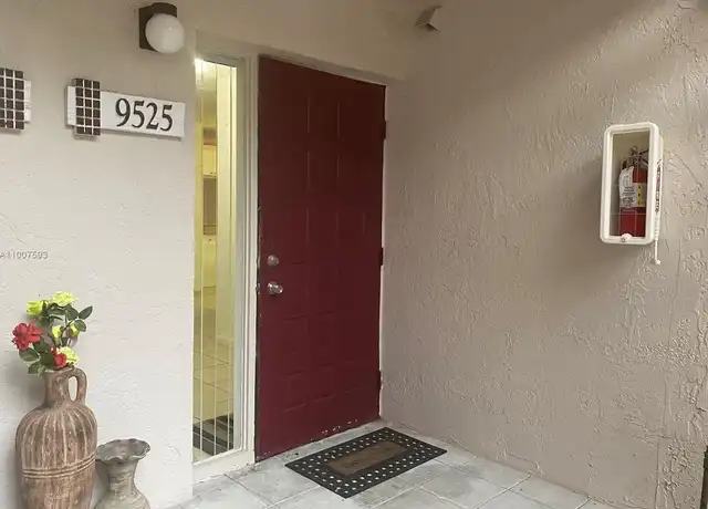 Property at 9525 SW 138th Pl, Miami, FL, 33186, 1 bed, 1 bath, [object Object]