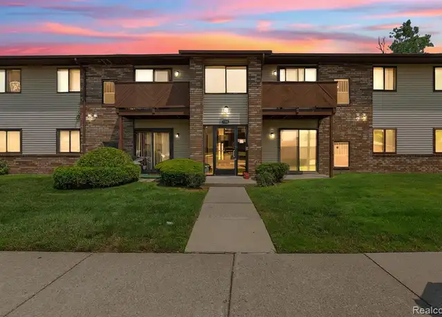 Property at 7769 Manor Cir #103, Westland, MI, 48185, 2 beds, 1 bath, [object Object]