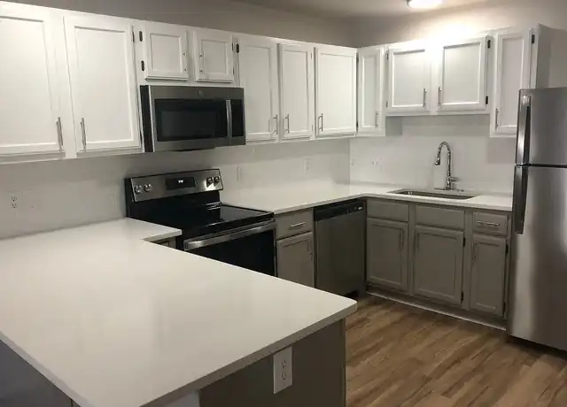 Property at The Ridges at Bentonville - 7806 SW Blue Jay Ln, Bentonville, AR, 72712, 1-2 bed, 1-2 bath, [object Object]