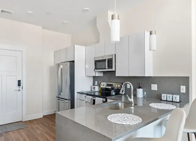Photo of 1 Boston Way, Newburyport, MA 01950