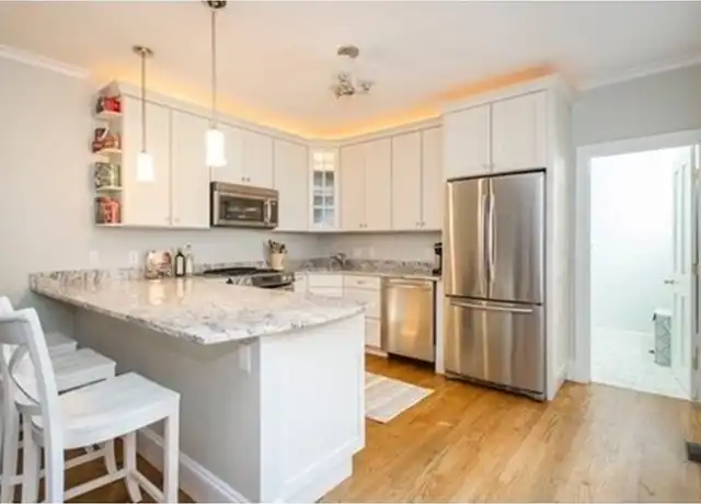 Property at 37 Mount Vernon St #1, Charlestown, MA, 02129, 1 bed, 1 bath, [object Object]
