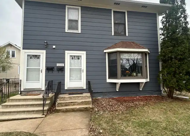 Property at 1208 W Center St Unit 2, Rochester, MN, 55902, 2 beds, 1 bath, [object Object]
