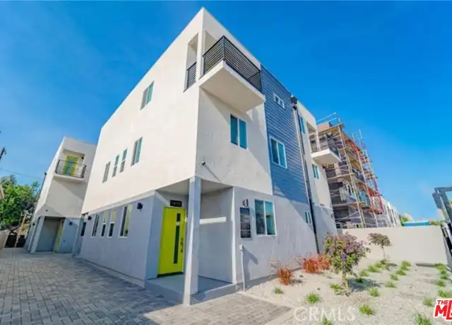 Property at 1872 W 20th St, Los Angeles, CA, 90007, 4 beds, 3 baths, [object Object]
