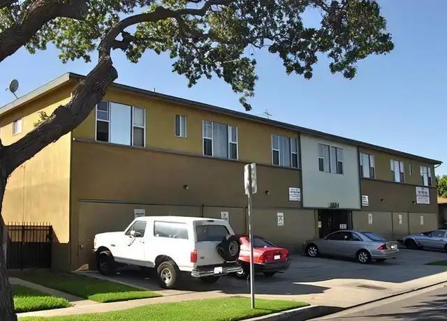 Property at 2804 W El Segundo Blvd Unit 11, Gardena, CA, 90249, 1 bed, 1 bath, [object Object]