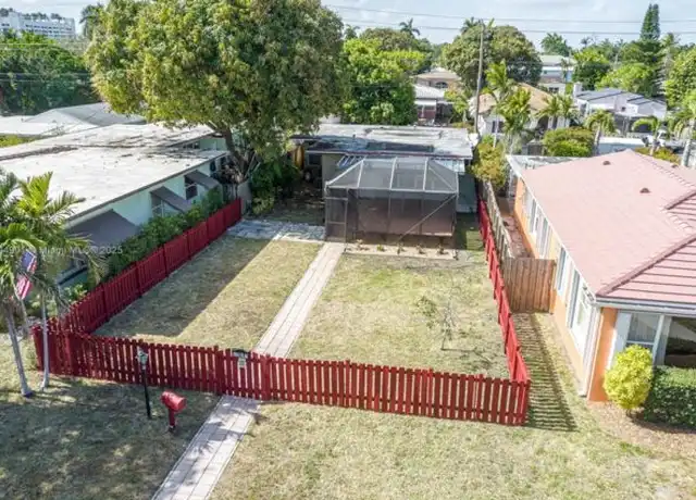 Property at 1527 Jackson St, Hollywood, FL, 33020, 2 beds, 2 baths, [object Object]