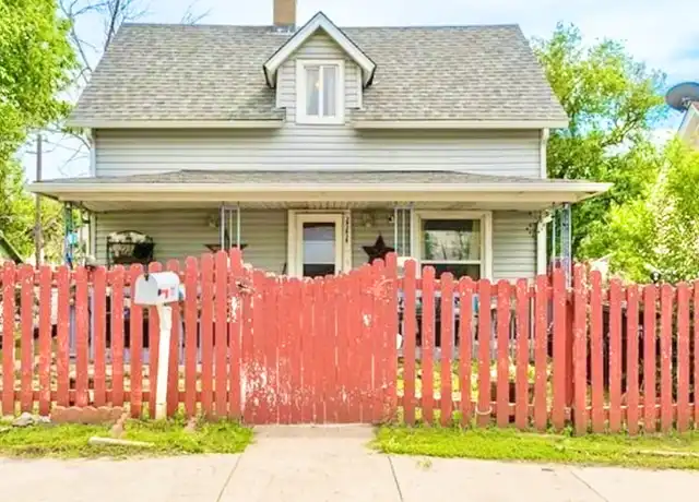 Property at 111 W Fountain Blvd, Colorado Springs, CO, 80903, 4 beds, 2 baths, [object Object]