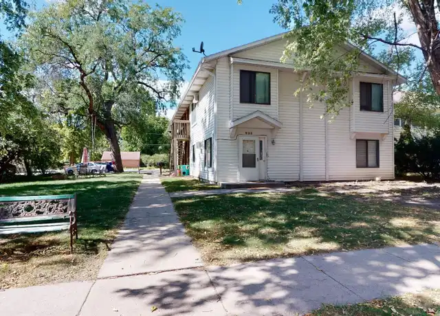 Property at 823 Burnett Ave Unit 5, Ames, IA, 50010, 1 bed, 1 bath, [object Object]