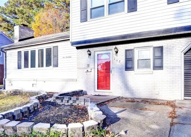 Property at 117 Lynn Dr, Newport News, VA, 23606, 3 beds, 2.5 baths, [object Object]