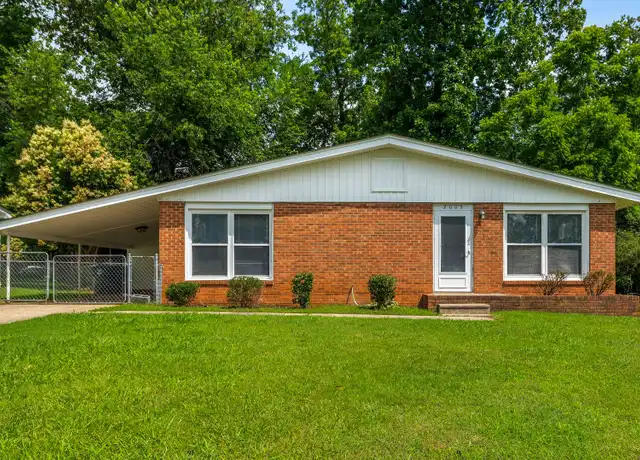 Property at 2005 Whitman Rd, Greensboro, NC, 27405, 3 beds, 2 baths, [object Object]