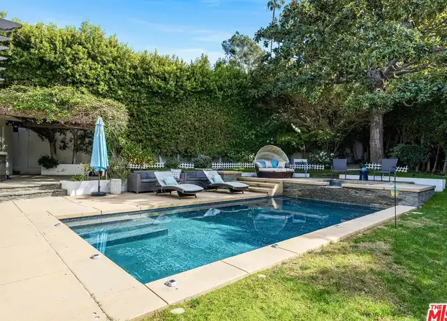 Property at 2400 S Beverly Dr, Los Angeles, CA, 90034, 4 beds, 3.5 baths, [object Object]