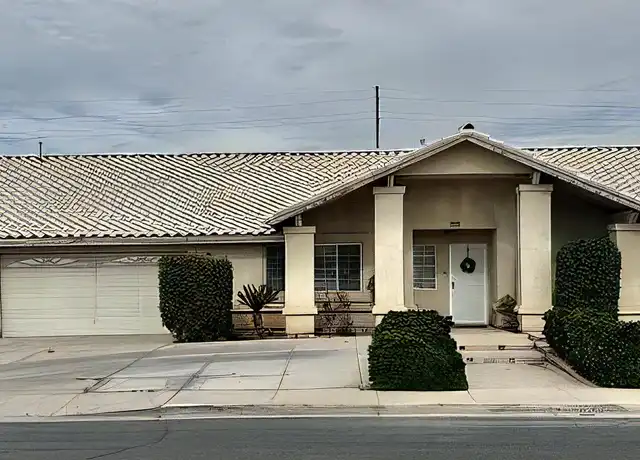 Property at 2591 S 34th Ave, Yuma, AZ, 85364, 5 beds, 3 baths, [object Object]