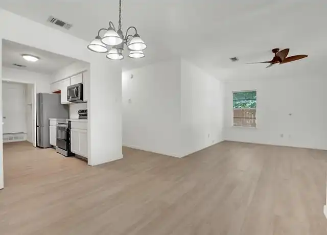 Property at 1507 Bellaire Dr, Grapevine, TX, 76051, 2 beds, 1 bath, [object Object]