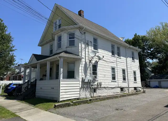 Property at 176 Thompson St, Stratford, CT, 06615, 2 beds, 1 bath, [object Object]