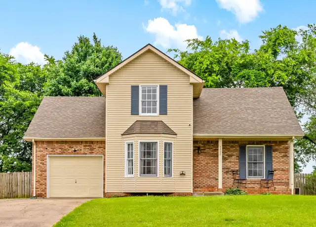 Property at 3260 S Senseney Cir, Clarksville, TN, 37042, 3 beds, 2 baths, [object Object]