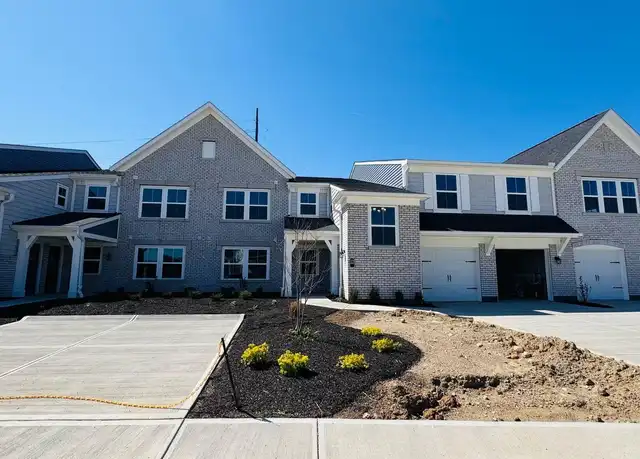 Property at 454 Glenhaven Way, Fairborn, OH, 45324, 2 beds, 2 baths, [object Object]