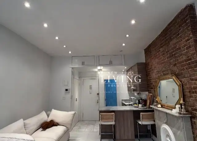 Property at 72 Irving Pl Unit 5-B, New York, NY, 10003, 0 beds, 1 bath, [object Object]