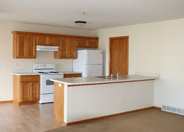 Property at 301 W 8th Ave, Osakis, MN, 56360, 2 beds, 1.5 baths, [object Object]