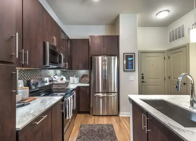 Property at 2811 Kirby Dr, Houston, TX, 77098, 1 bed, 1 bath, [object Object]