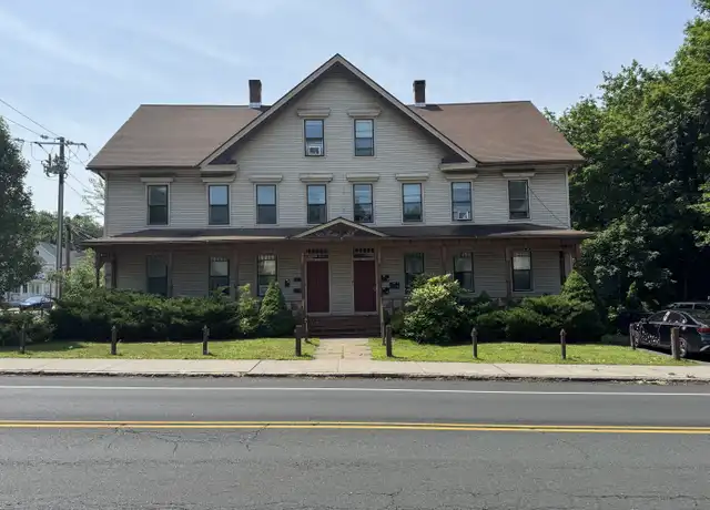 Property at 131 Union St, Vernon, CT, 06066, 2 beds, 1 bath, [object Object]