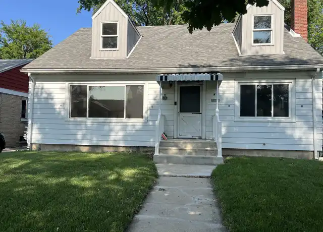 Property at 9243 Lynwood Dr, Oak Lawn, IL, 60453, 3 beds, 2 baths, [object Object]
