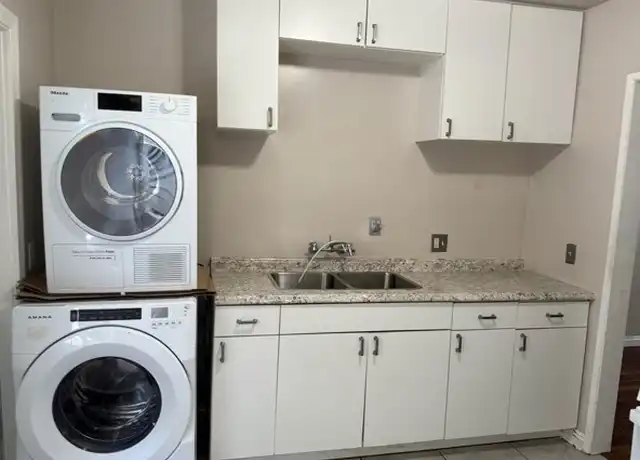 Property at 4611 W 152nd St Unit 1/3, Lawndale, CA, 90260, 2 beds, 1 bath, [object Object]