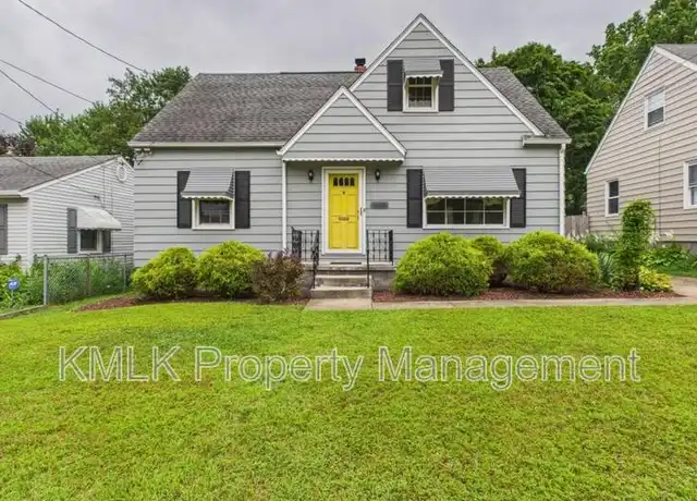 Property at 2667 11th St, Cuyahoga Falls, OH, 44221, 3 beds, 1 bath, [object Object]