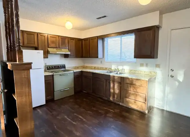 Property at 2023 9th Ave N Unit 2, Billings, MT, 59101, 2 beds, 1 bath, [object Object]