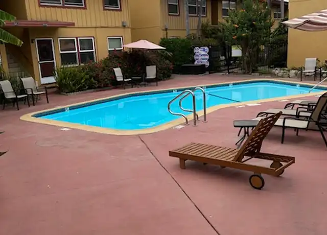 Property at 846 Empire Ave, Ventura, CA, 93003, 1 bed, 1 bath, [object Object]