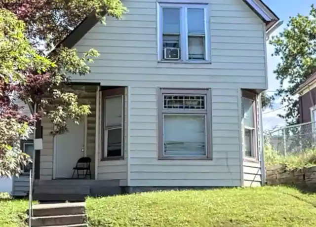 Property at 1146 Reaney Ave E Unit 1, St Paul, MN, 55106, 3 beds, 1 bath, [object Object]