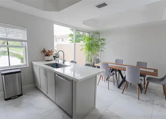 Property at 14387 SW 9th Ct, Pembroke Pines, FL, 33027, 2 beds, 2.5 baths, [object Object]
