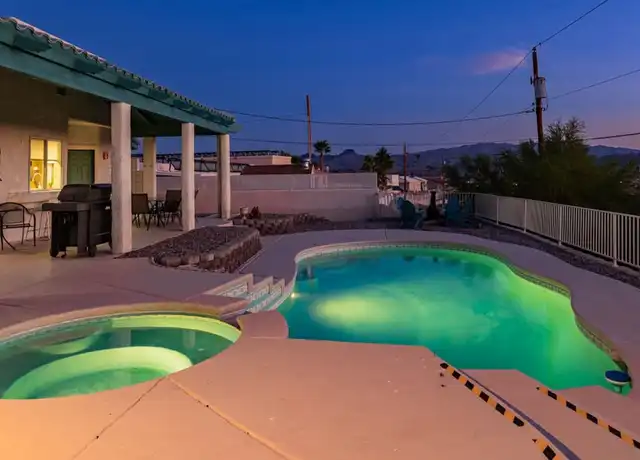 Property at 833 Paso Dr, Lake Havasu City, AZ, 86406, 4 beds, 3 baths, [object Object]
