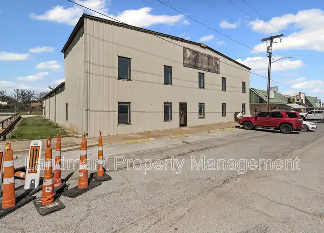 Property at 117 W Rock Island Ave, Boyd, TX, 76023, 0 beds, 1 bath, [object Object]