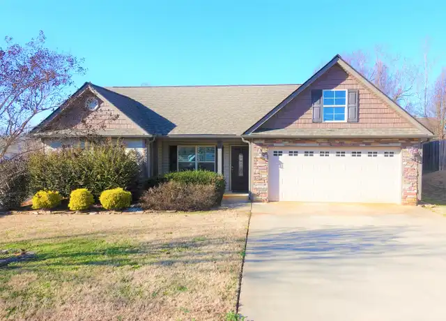 Property at 610 Flintrock Dr, Boiling Springs, SC, 29316, 3 beds, 2 baths, [object Object]