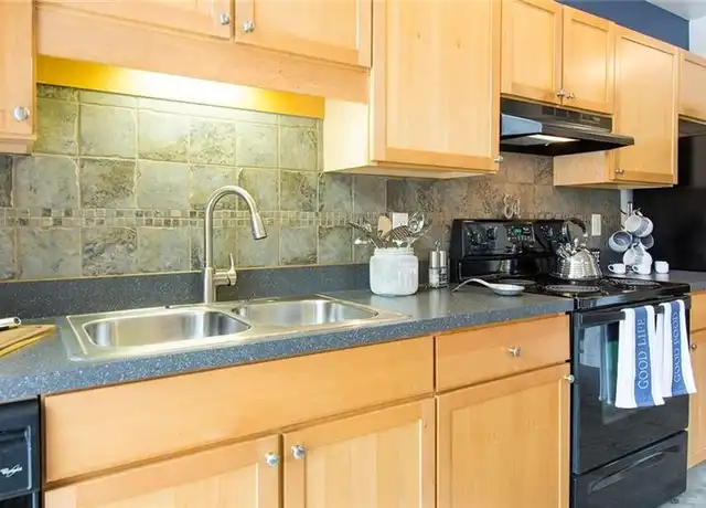 Property at 1016 Howell Mill Rd Unit 1305, Atlanta, GA, 30318, 1 bed, 1 bath, [object Object]
