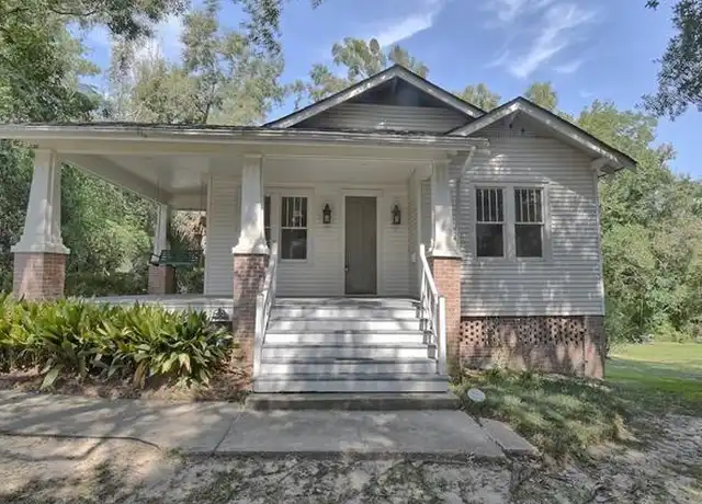 Property at 116 N Columbia St, Covington, LA, 70433, 2 beds, 2 baths, [object Object]