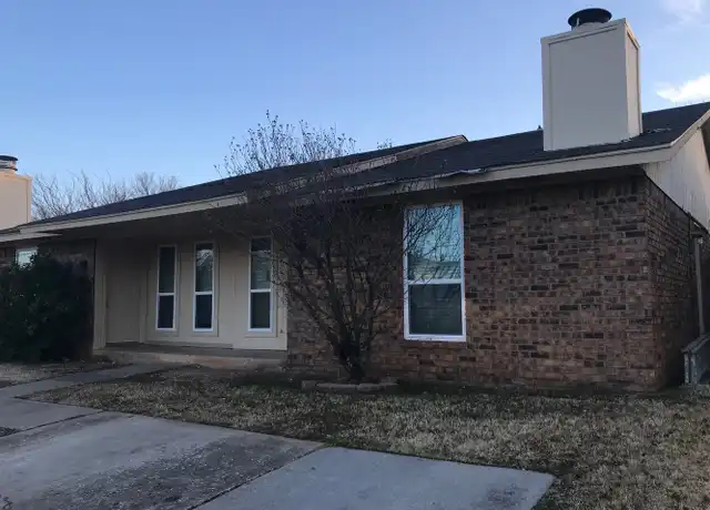 Property at 1015 N 5th St, Noble, OK, 73068, 2 beds, 1 bath, [object Object]