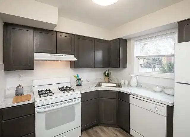 Property at Knoll Gardens - 63 Dafrack Dr, Lake Hiawatha, NJ, 07034, 1-2 bed, 1 bath, [object Object]