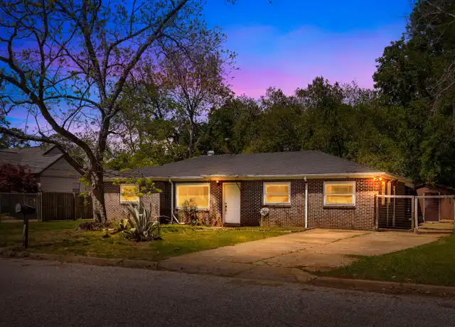 Property at 1949 Speigle St, Montgomery, AL, 36107, 4 beds, 2 baths, [object Object]